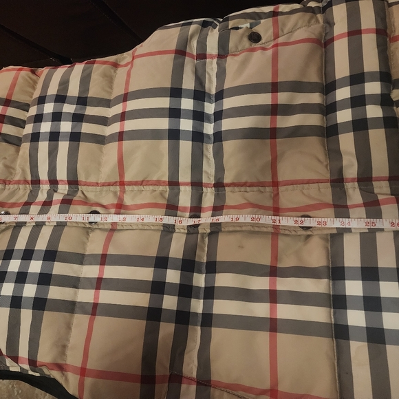 Burberry reversible puffer vest w/hood XXL - Picture 12 of 14